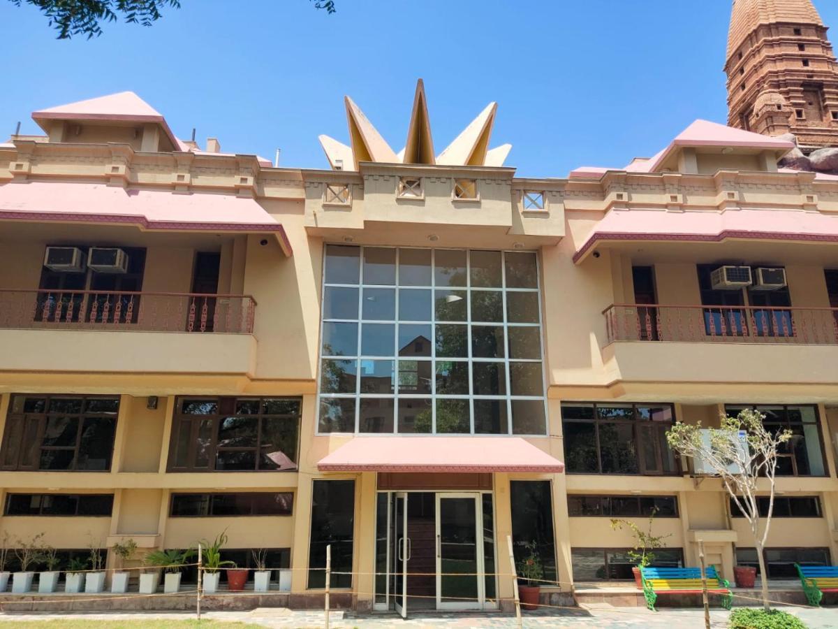 Ananda Krishna Van Vrindāvan Exterior foto